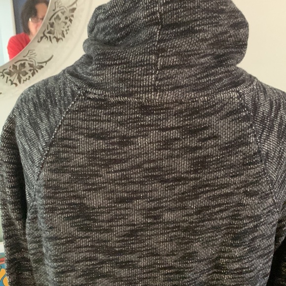 J Crew Oversized Black Heathered Funnel Neck Heavy Knit Sweatshirt XXS/XS - Picture 4 of 9